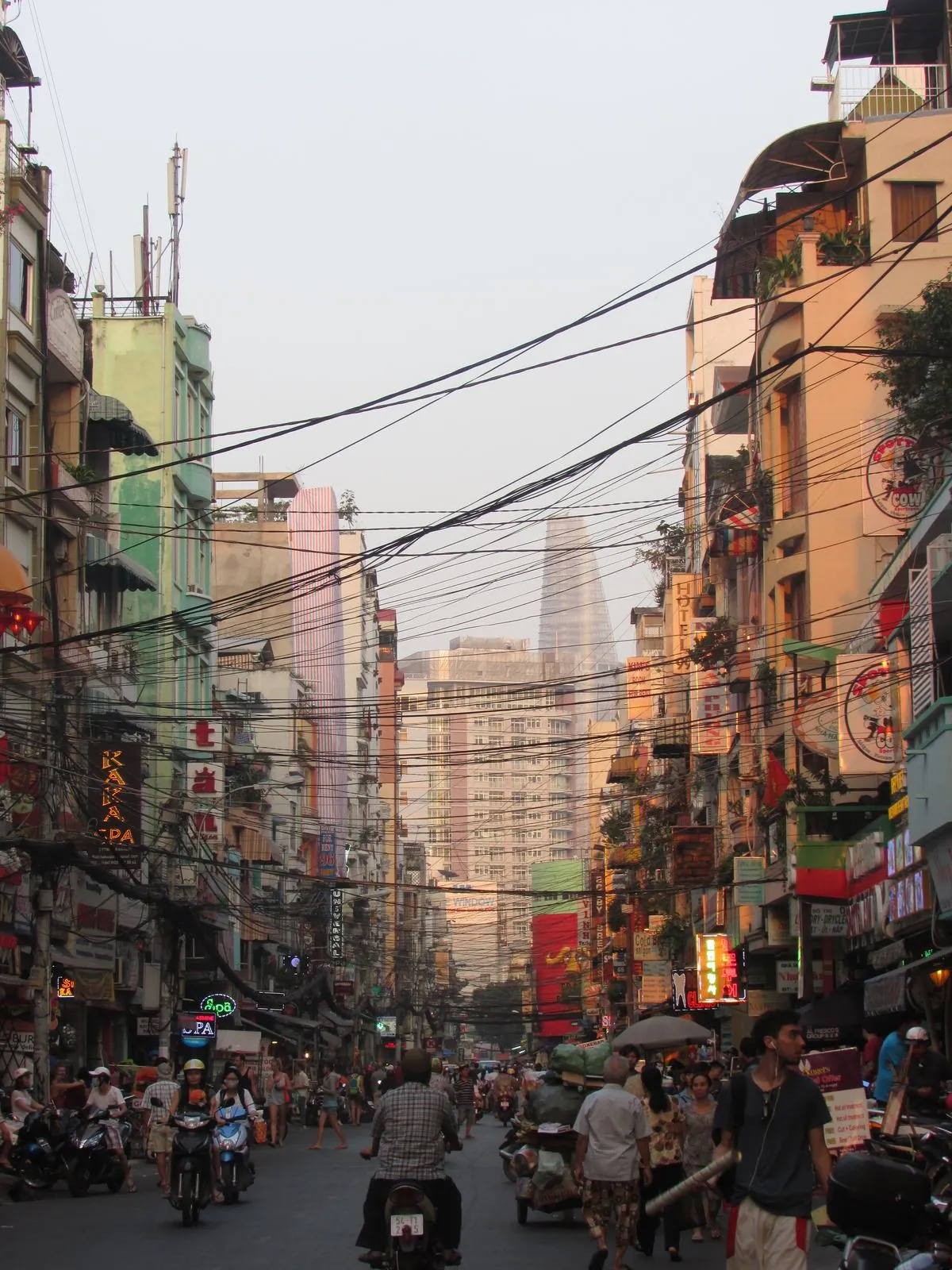 Grab vs Xanh SM vs Be: Which Ride App to Use in Vietnam in 2026