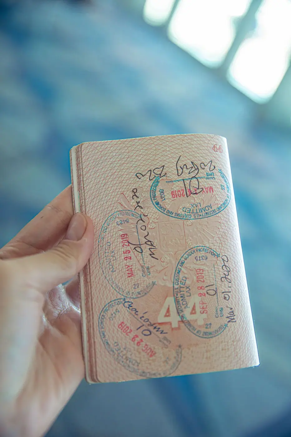 Vietnam Citizenship for Russians 2026: Real Paths