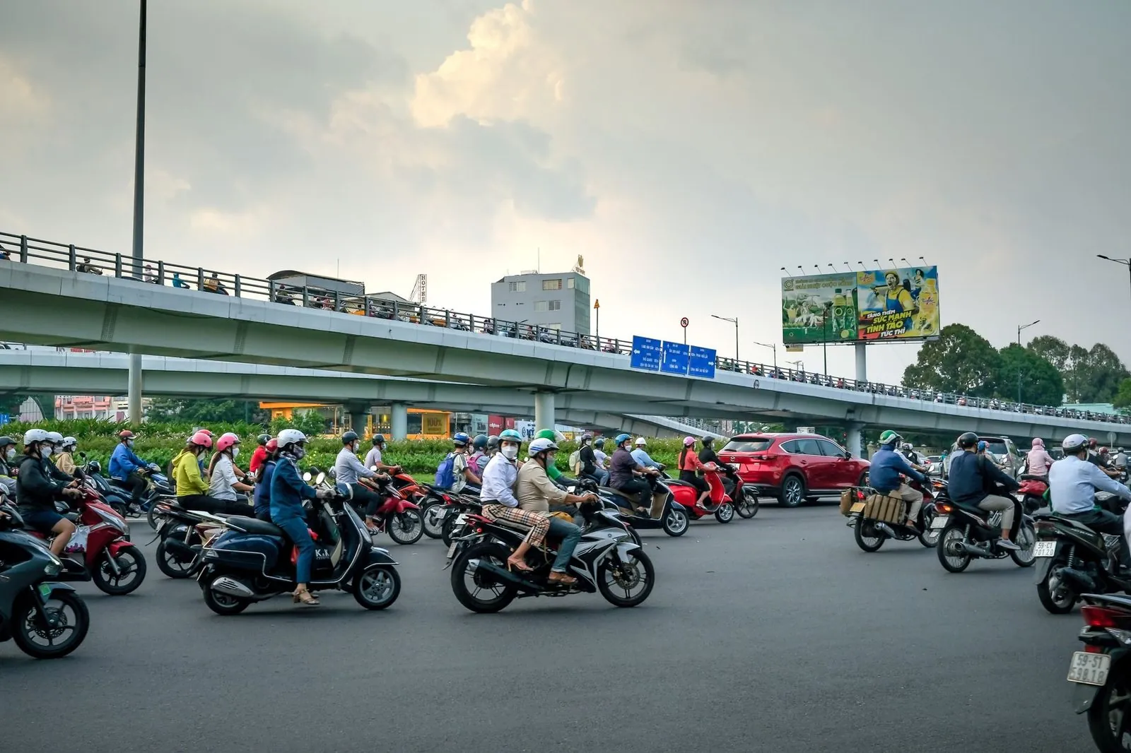 Vietnam Driving License for Foreigners 2026: IDP, Conversion and Riding a Motorbike Legally