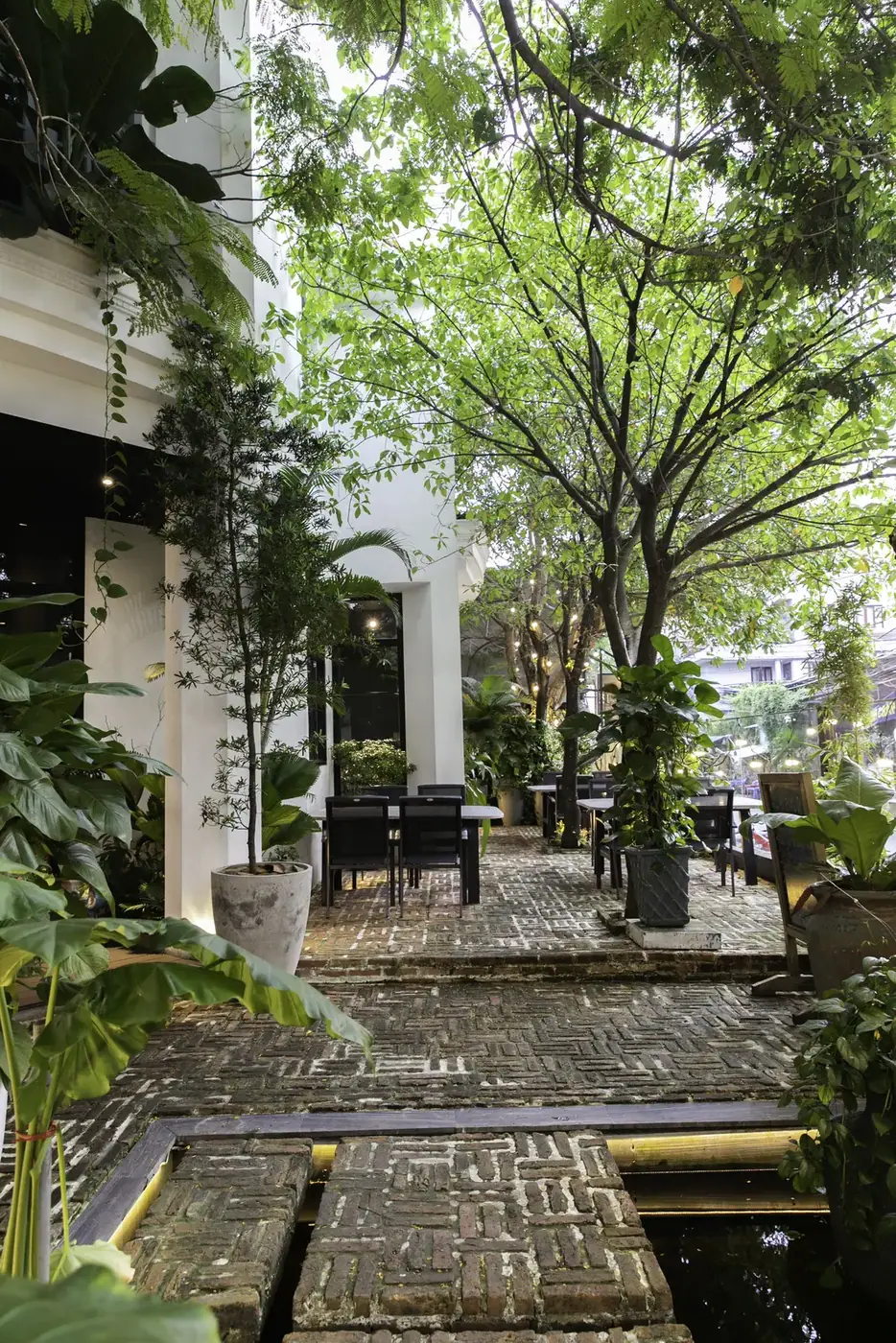 Da Nang city streets and lifestyle
